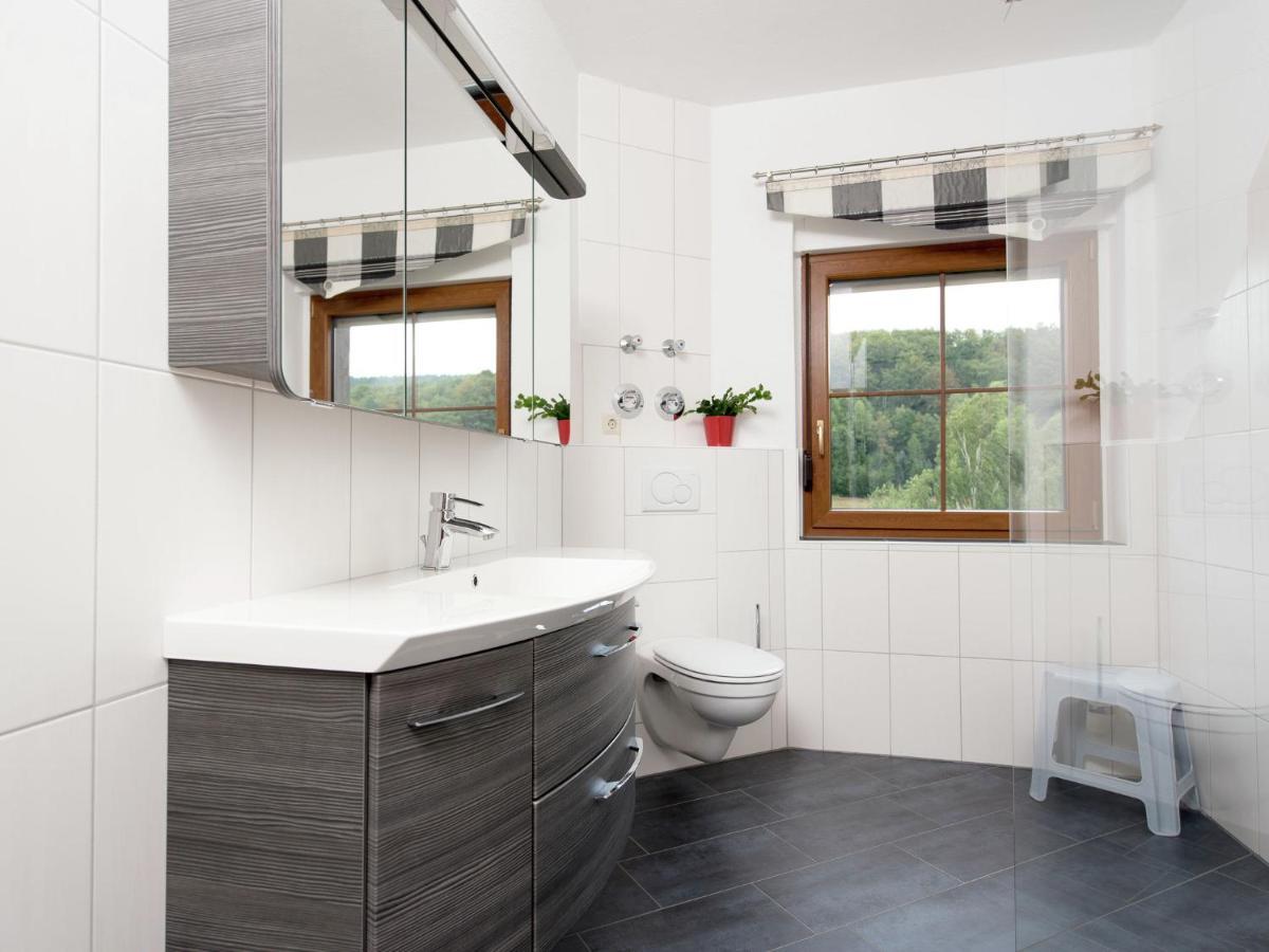 Cozy In Mountains With Balcony Breitenbrunn (Saxony)